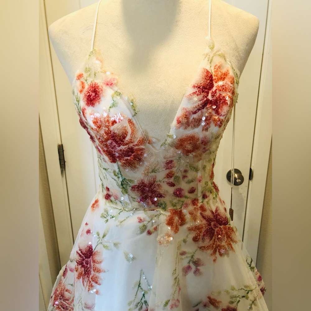 Embroidered Lace Deep V-Neck Open Criss Cross Back Short Cocktail Dress - Picture 9 of 9